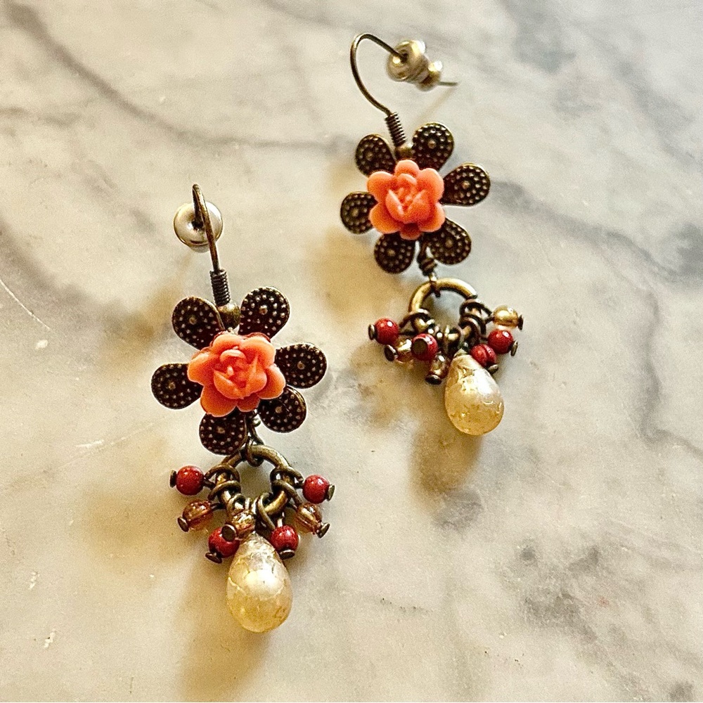 Handmade Floral Jill Schwartz type earrings